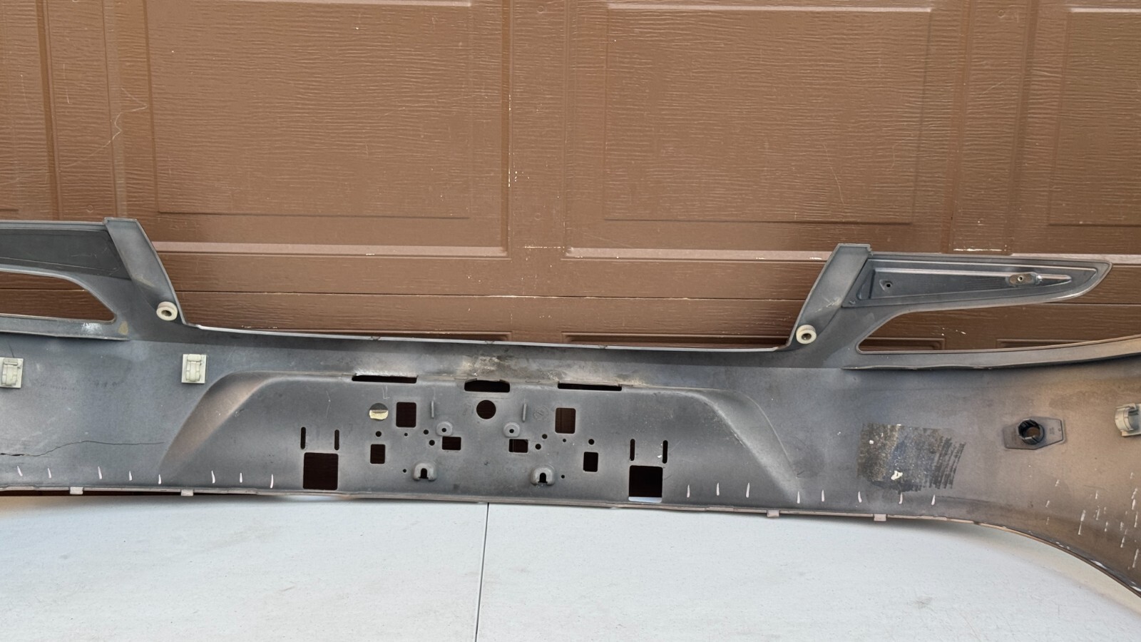 ✅ 2014-2018 ASTON MARTIN VANQUISH REAR BUMPER UPPER OEM W/SENSOR CD33-17K835-C