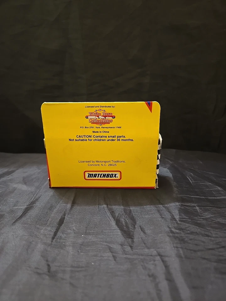 Ricky Craven #2 DuPont Racing Matchbox 1994 Super Stars 1:64 diecast nuevo en caja Foto 2 de 4