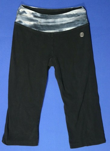 black capri active yoga pants size 