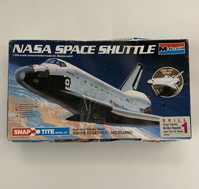 Nasa Space Shuttle Model Kit Monogram Snap Tite-1:200 Scale Open
