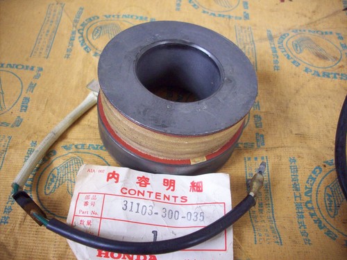 Honda CB 750 Four K0 K1 K2 Dichtung für Auspuffkrümmer Gasket exhaust pipe Honda CB 750 Four K0 K1 K2 Dichtung für Auspuffkrümmer Gasket exhaust pipe