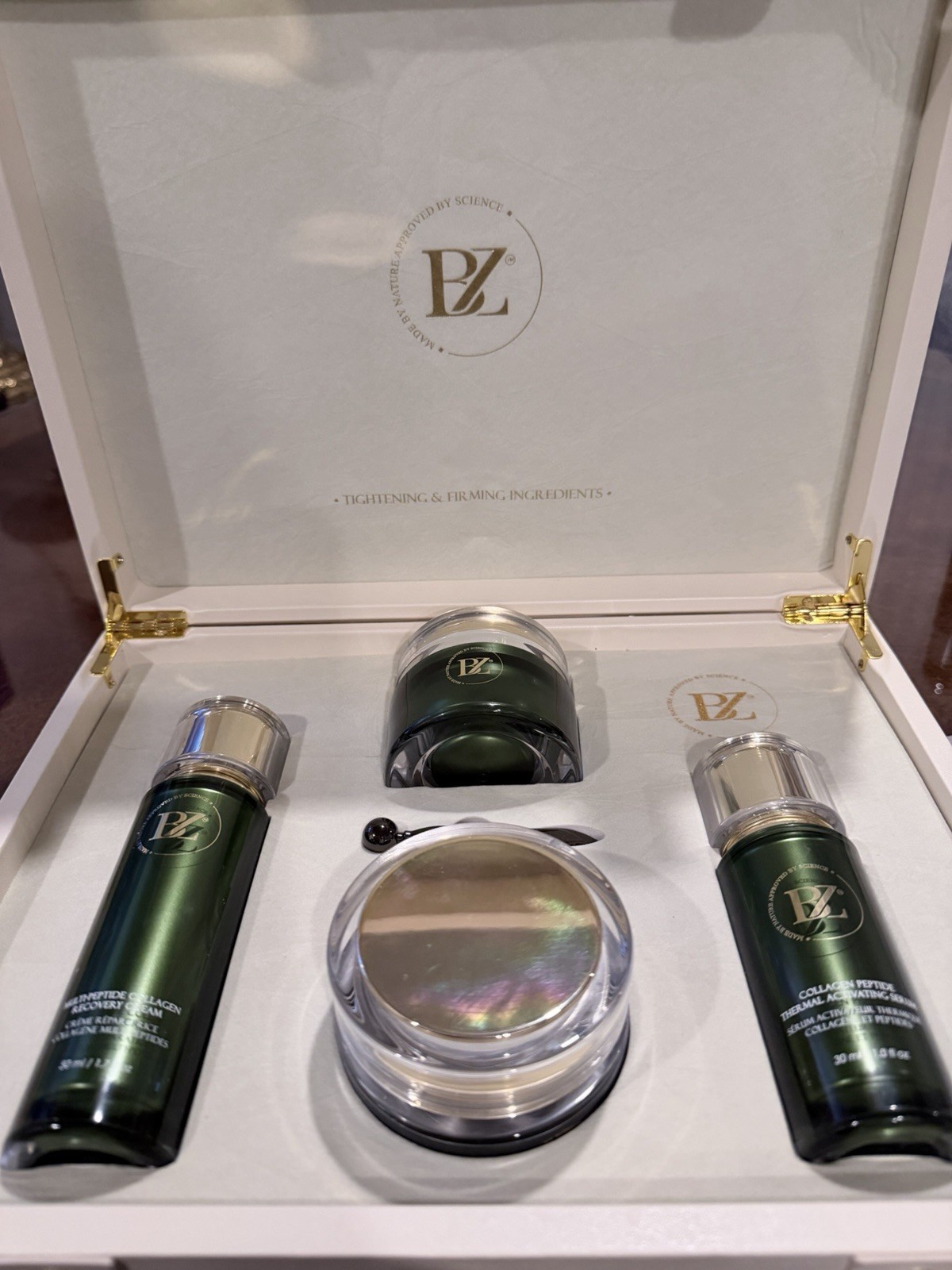 Below Zeros Collagen Replenish & Peptide Balance Treatment S