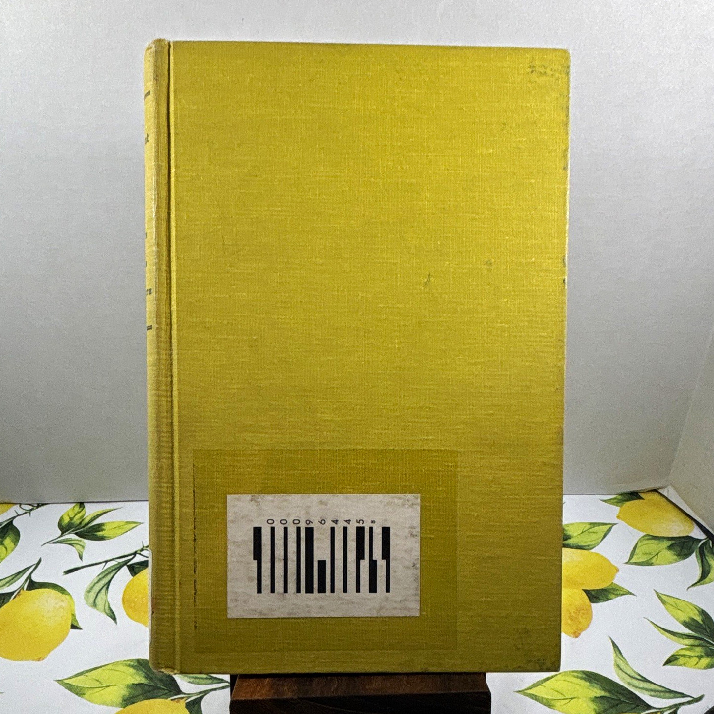 Environment and Cancer (1972 Hardcover) ISBN 0-683-00997-2