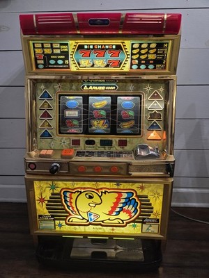 Vintage 1999 Aruze Big Chance Pachislo Skill Stop Slot Machine Key Tokens Nice
