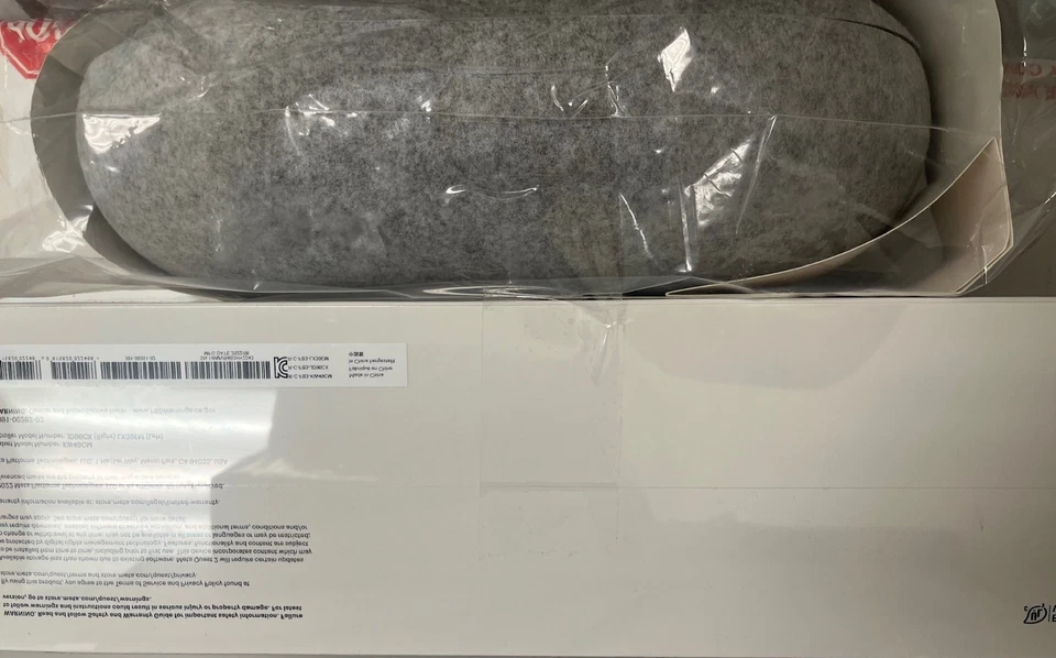 Meta Quest 2 256GB Advanced All-in-one VR Headset –White with Charger Non foam - Image 2 of 2