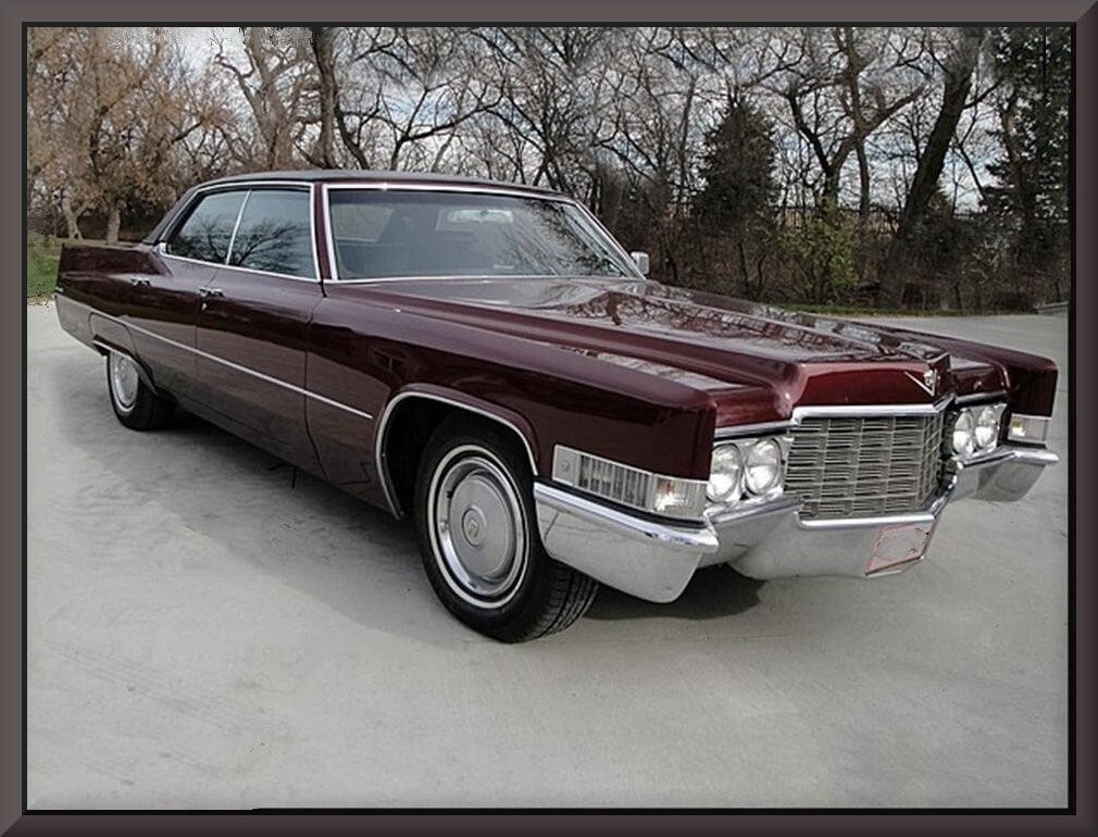 1969 Cadillac Sedan DeVille Burgundy, Toolbox - Refrigerator