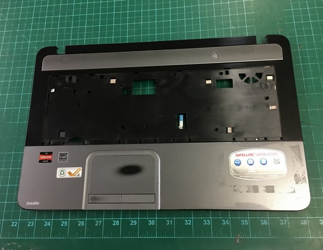 Toshiba Satellite L875 L875D 17.3" Palmrest W/ Touchpad ...
