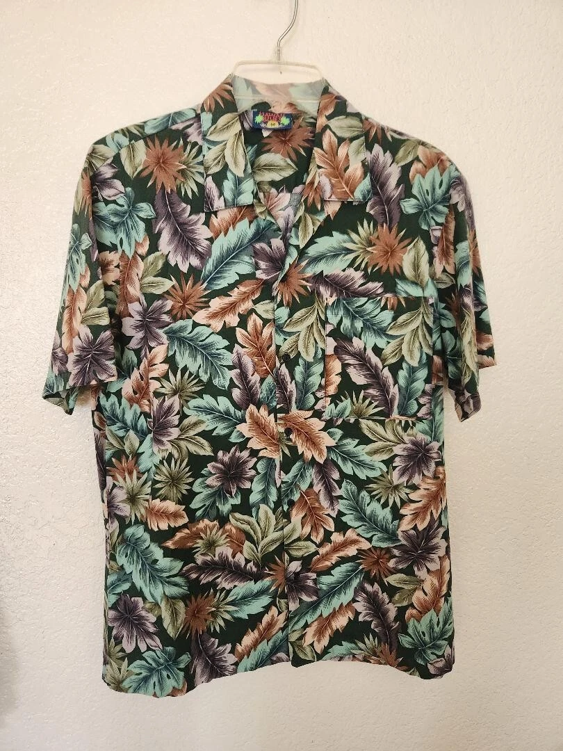 Hawaii Blues Men's Size Medium Button Down Hawaiian Shirt