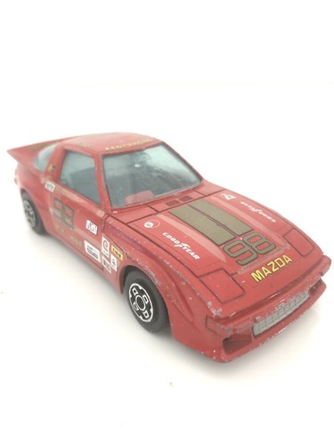Voiture miniature MAZDA RX7 RED DOM FAST & FURIOUS - Collection