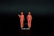 MINIATURE 1/72 World War II German Female Tankers 2-Person Plain Model