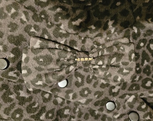 DENNIS BASSO Car COAT JACKET Leopard Black & Gray w/ Removable Bow Pin NWT - Picture 7 of 19