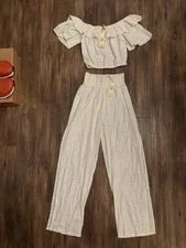 NWT Elan 2 Piece Crop Top Arrow Print Gold Leaf Print 2 Piece Pantsuit SMALL