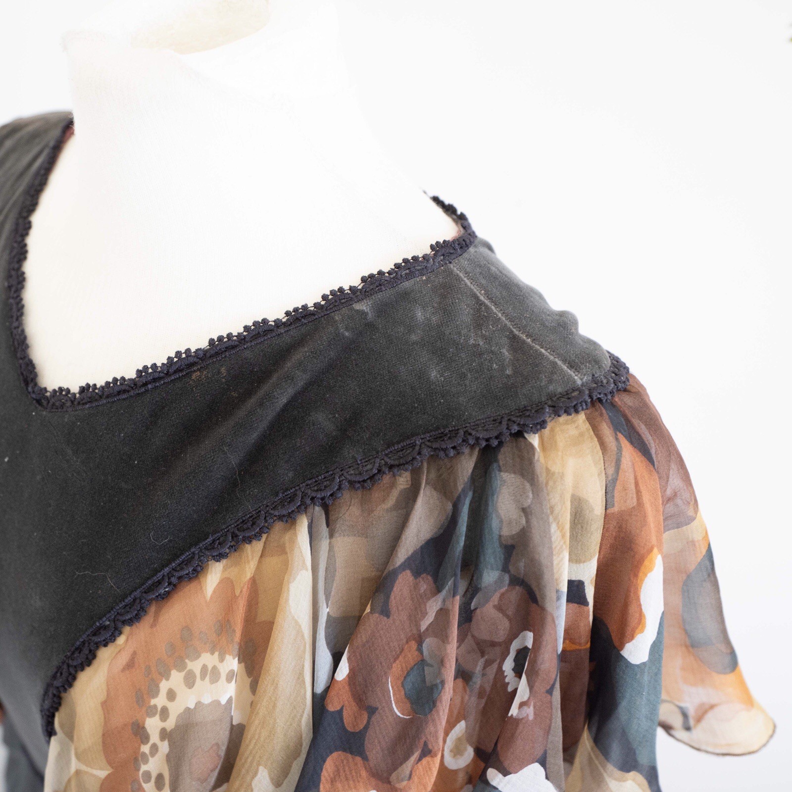 Vintage Gina Fratini 1970s Hippy Velvet Maxi Dres… - image 13