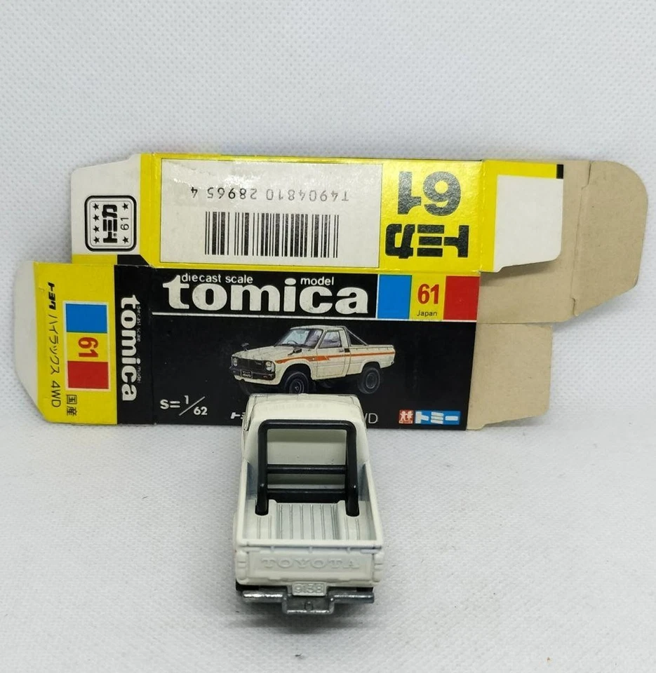 Tomy Tomica - Nº61 Toyota Hilux Color Blanco De Colección Con Caja Hecho en Japón Foto 3 de 4