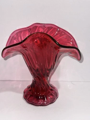 Vintage Fenton Cranberry Swirled Fan Glass Vase