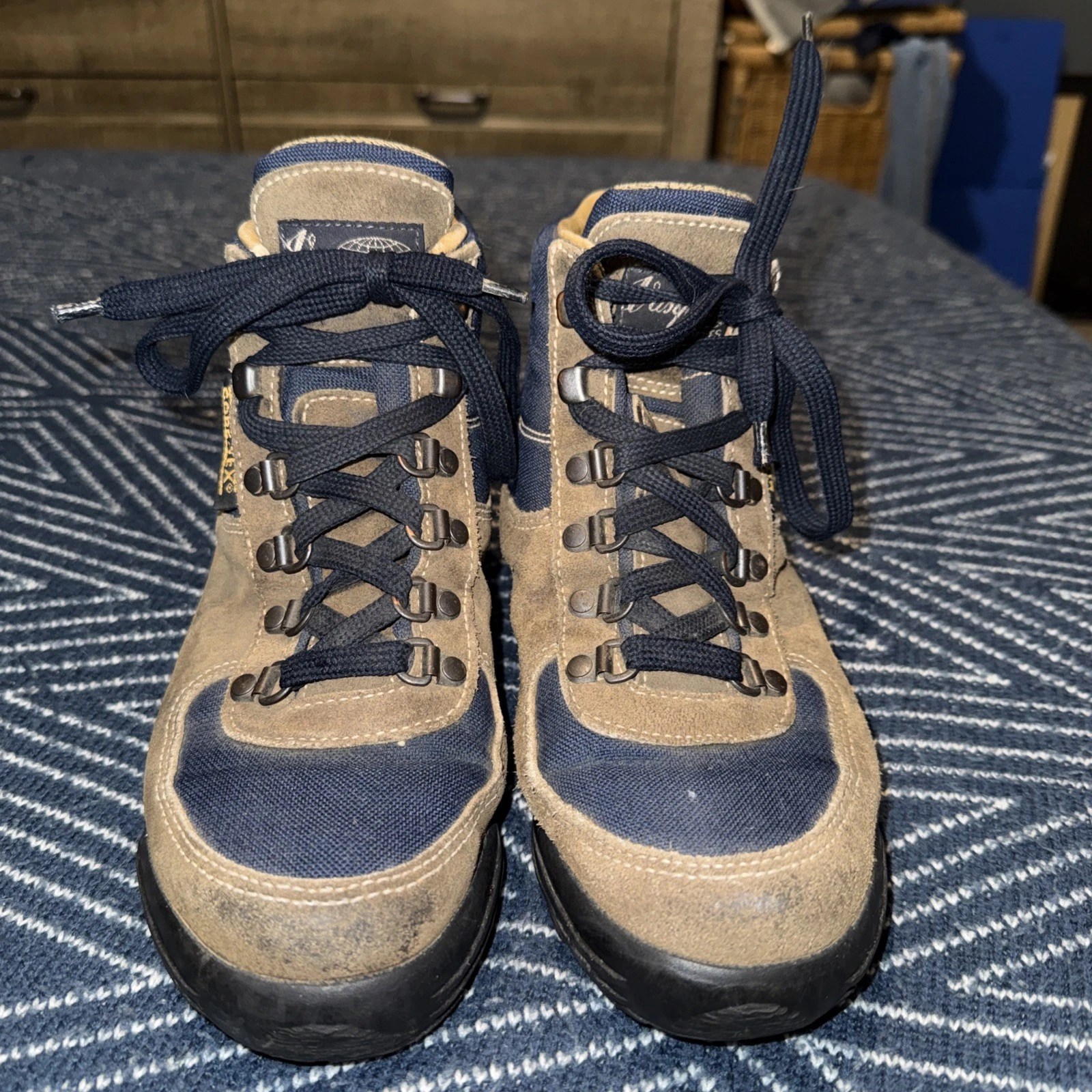 Vasque Skywalk Hiking Boots Womens Size 7 Blue Brown Backpacking 7534 Trail Camp