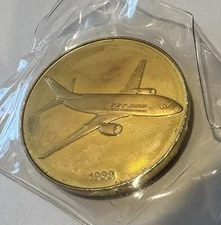 1988 BOEING employees Club Coin Pewter 737-300 Jetliner Medal - Boeing Coin