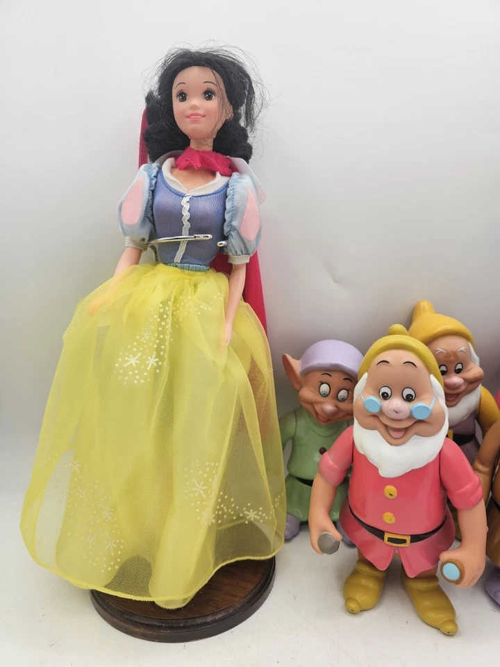 Vintage Disney Branca de Neve e os Sete Anões Conjunto Clássico Mattel 1993 - Imagem 3 de 4