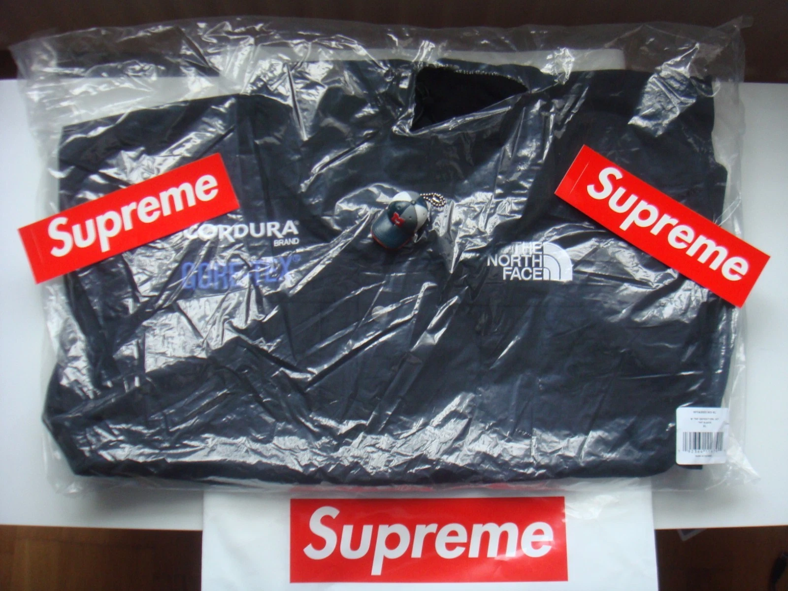 Veste Supreme F/W 2018 The North Face Expedition noire GORE TEX Cordur@ XL TNF
