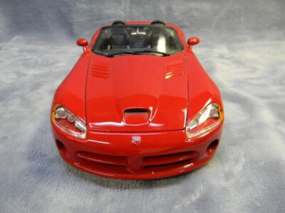 Ｓ★商品Ｎｏ.３４６７★ＥＲＴＬ☆Ｄｏｄｇｅ・Ｖｉｐｅｒ☆ＳＲＴ―１０★２００１ Fast & Furious Dodge Viper SRT-10, Scale 1:18 Yellow Diecast
