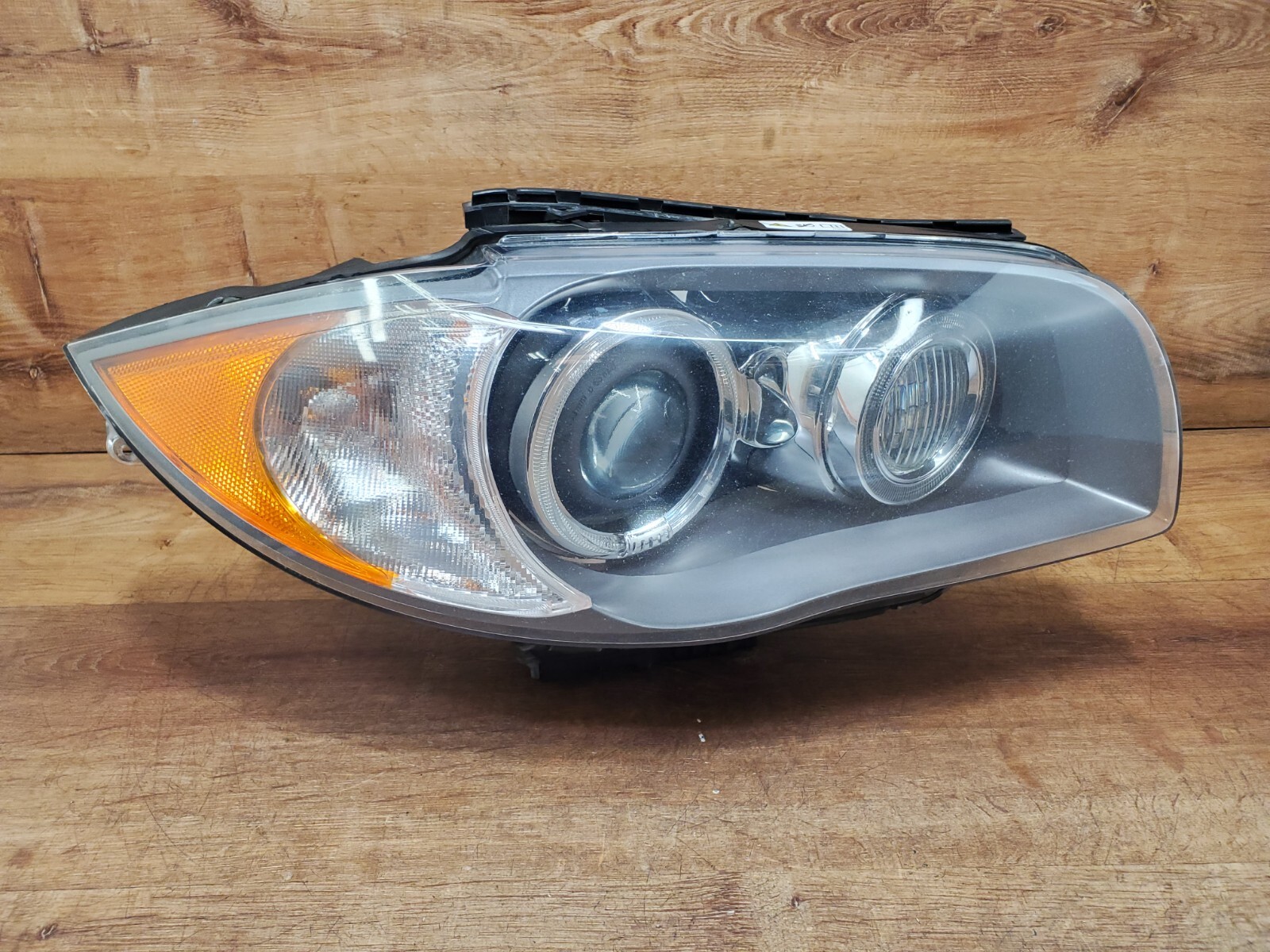 超歓迎 20082012 BMW 128i Headlight Driver and Passenger Side w
