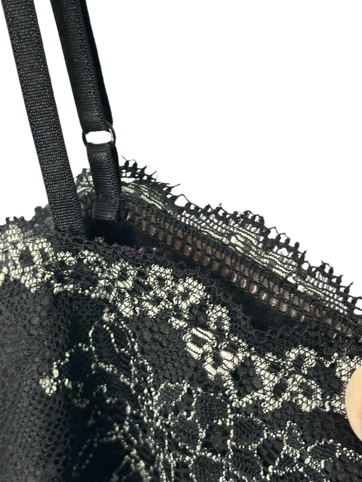 Camiseta sin mangas Y2K Cami de colección talla L negra floral encaje satinado caprichoso gótico años 90 hada Foto 3 de 4