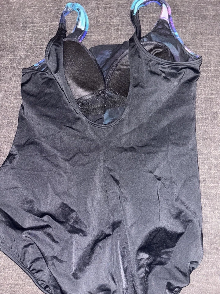 Maiô Croft & Barrow feminino peça única azul preto sutiã embutido cristal tamanho 12 - Imagem 4 de 4