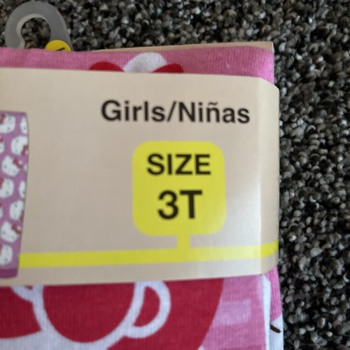 Hello Kitty Flannel Sleepwear Set Girls Size 3T Pajamas Brand New - Picture 3 of 4