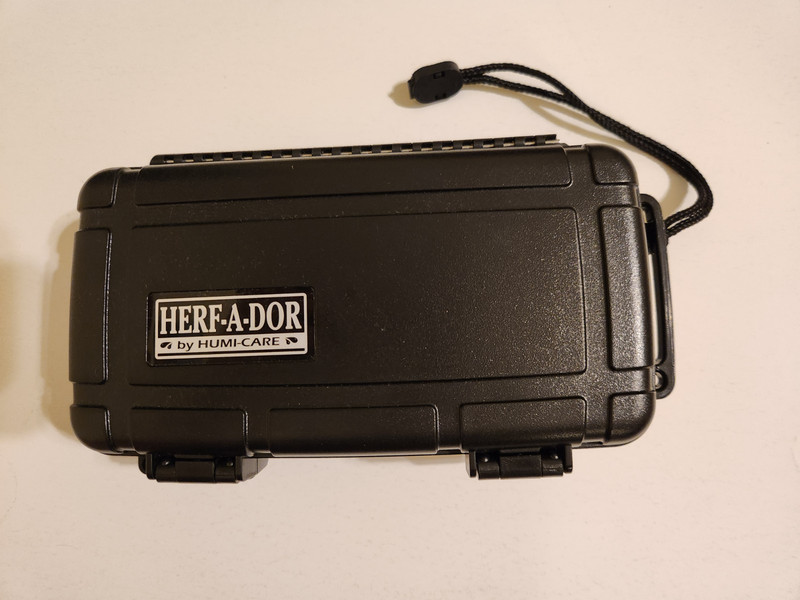 Herf-A-Dor Travel Humidor Caddy Cigar Case by Humi-Care Black Holds 5 ct