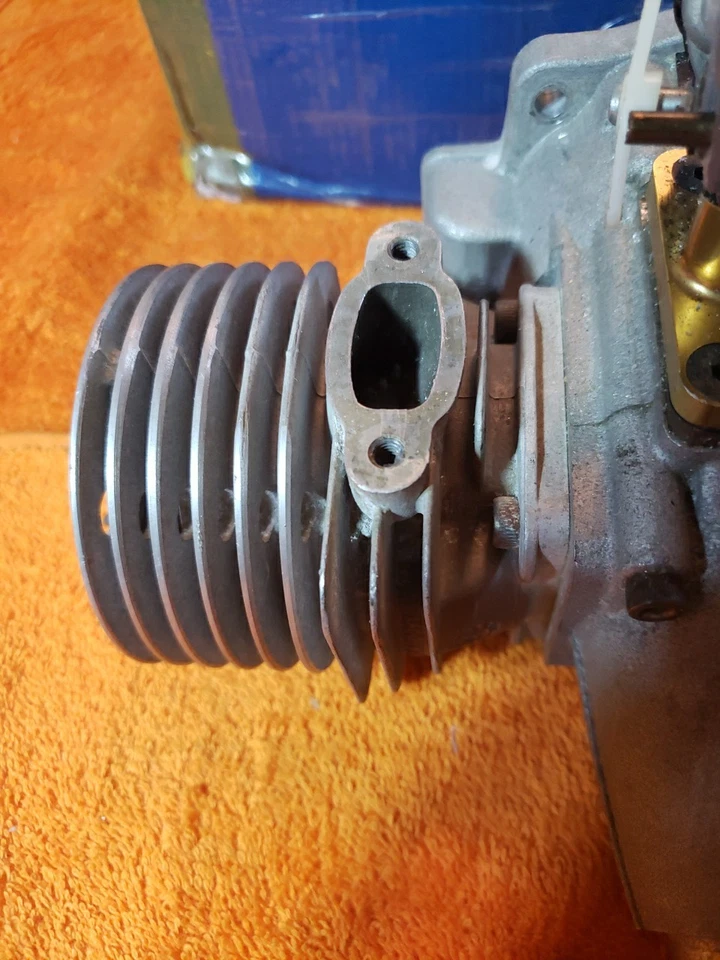 DL Motor - DL-100 Twin Cylinder RC Gas Engine DL 100 RC  Motor - New - KIK25 - Image 4 of 4