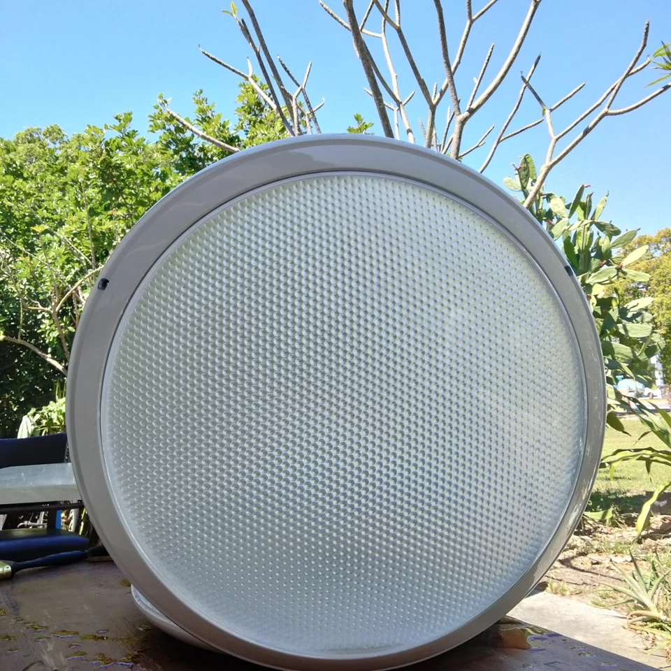 Artemide Pantarei Wall / Ceiling Lamp WHITE 90-s Postmodern by Ernesto Gismondi - Image 4 of 4