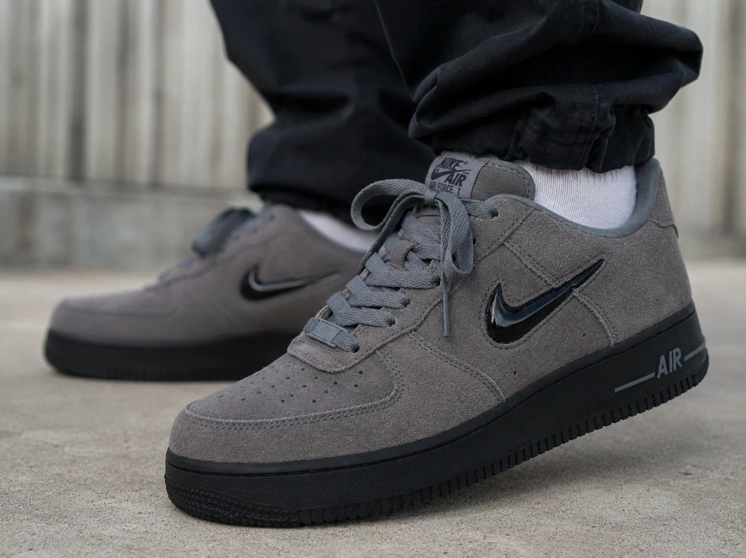 Nike Air Force 1 ラージジュエル Nike Air Force 1 Jewel Cool Grey Black for Sale | Authenticity
