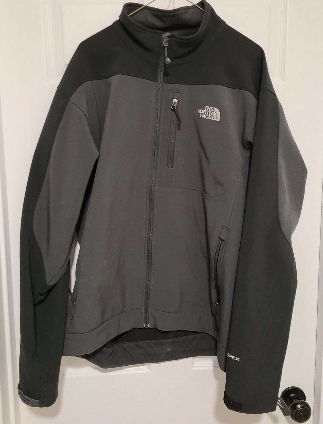 The North Face TNF APEX Black & Gray Jacket Men's Regular Size XL Small Stains