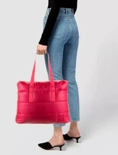 Red carolina shop herrera bag