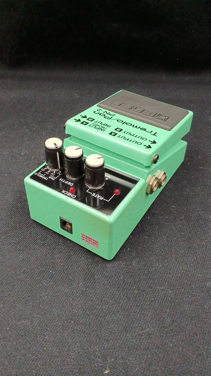 BOSS PN-2 Tremolo Pan Guitar Effects Pedal Used JAPAN DHL BOSS PN-2 Tremolo Pan Guitar Effects Pedal Used JAPAN DHL