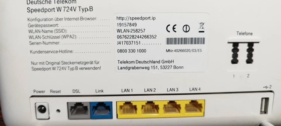 Deutsche Telekom Speedport W 724V 1300 Mbps WLAN-Router - Bild 3 von 4