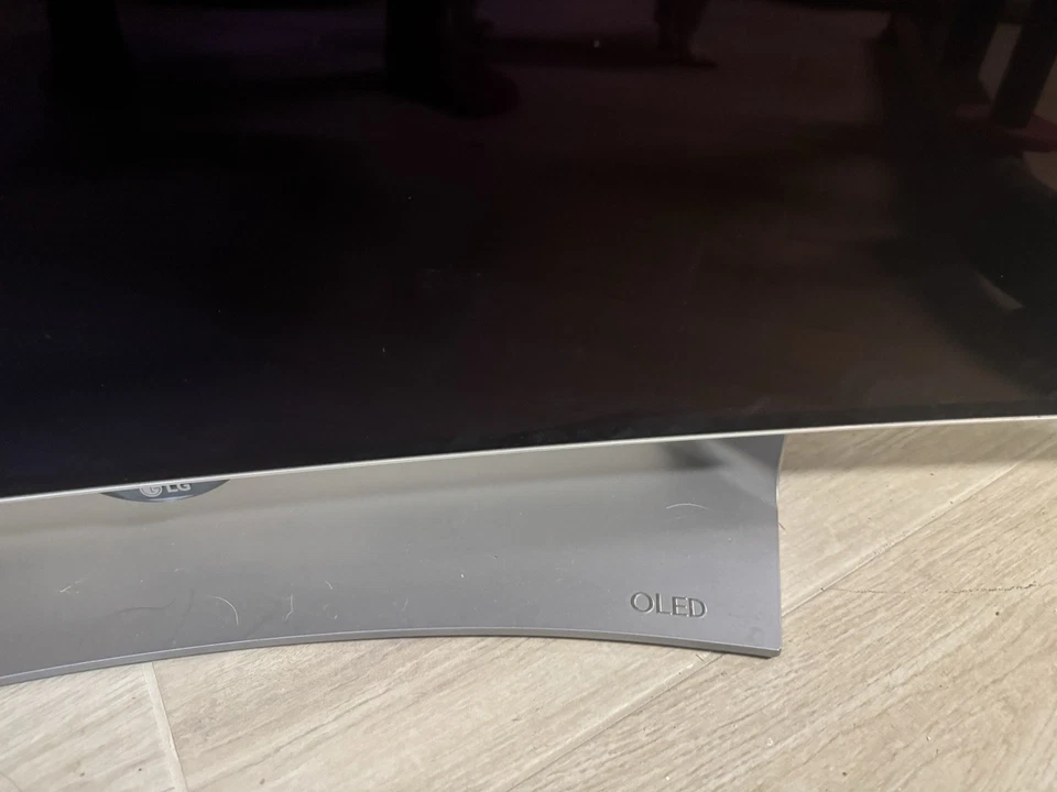 Tv LG 55 pollici Oled Curva - Immagine 2 di 4