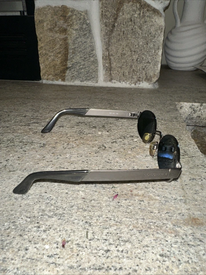 Giorgio Armani GA 662 复古 — 第 4/4 张图片