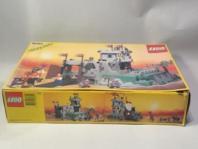 LEGO LEGOLAND King's Mountain Fortress 6081 In 1990 Used Retired W/Manual & Box