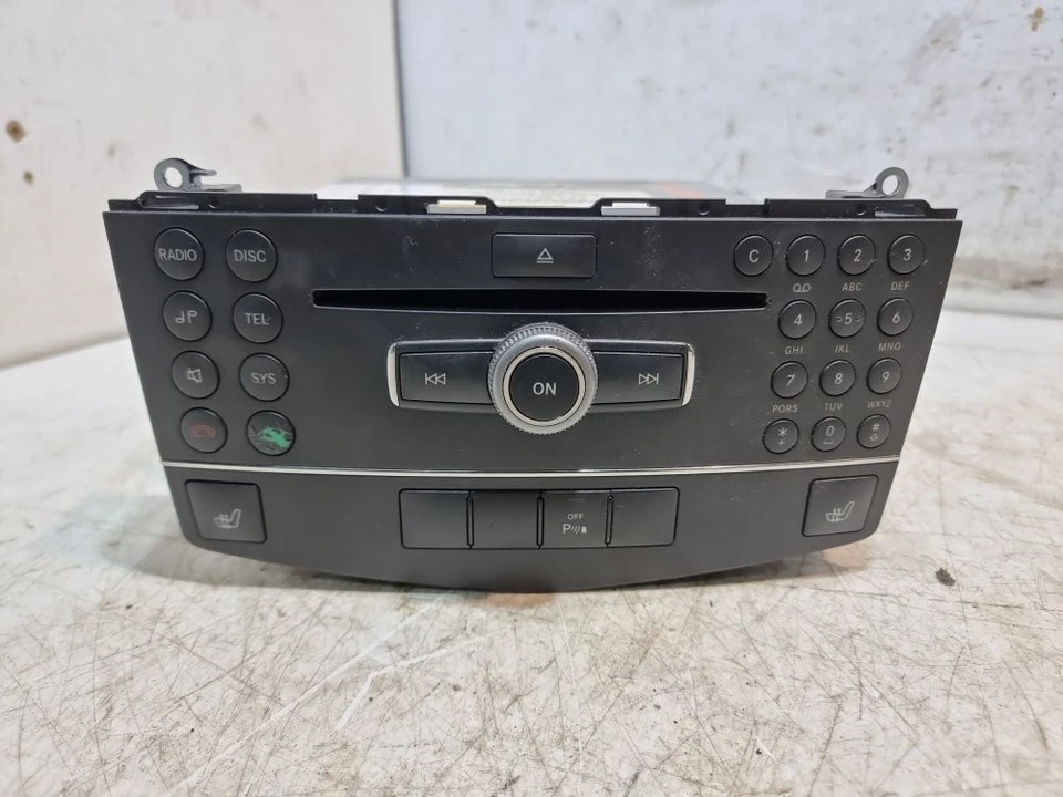 Mercedes C-Class Radio Stereo CD Player Head 2007 W204 Pre-Facelift A2048700694 - Image 3 of 4