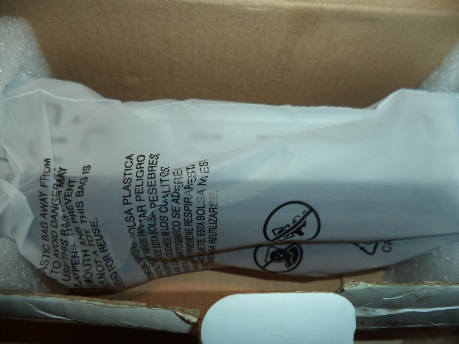 BLAUPUNKT TENNESSEE BPTNS1018 1DIN AM/FM BLUETOOTH MEDIA RECIEVER IN