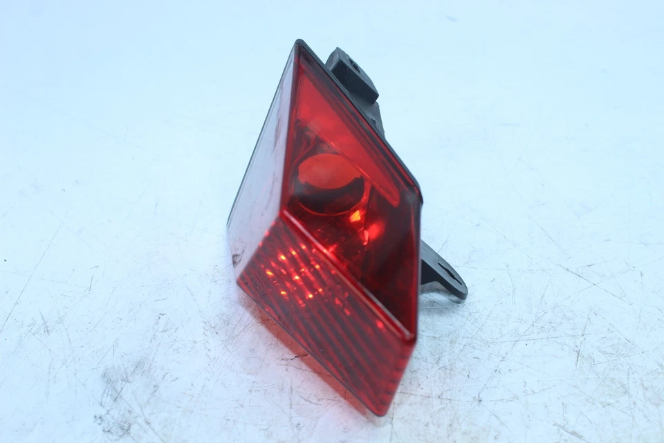 Can-Am Spyder RS 2012 OEM luz trasera izquierda luz de freno trasera 710000706 Foto 2 de 4