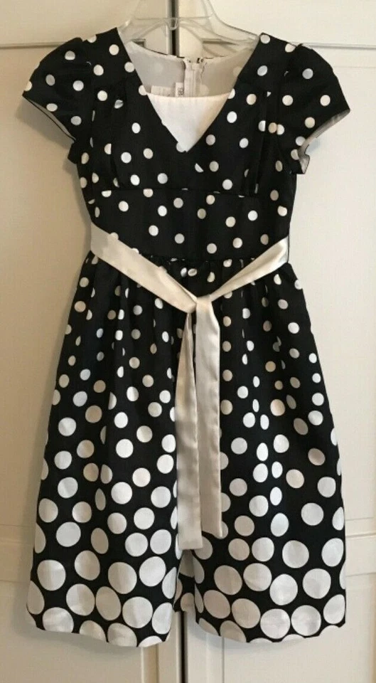 VESTIDO DE TAFETÁN BONNIE JEAN TALLA 6X NEGRO con LUNARES BLANCOS ENAGUA DE TUL  Foto 2 de 4