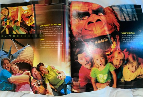 1999 Universal Studios (Live The Movies) Theme Park Brochure Guide - Picture 5 of 11