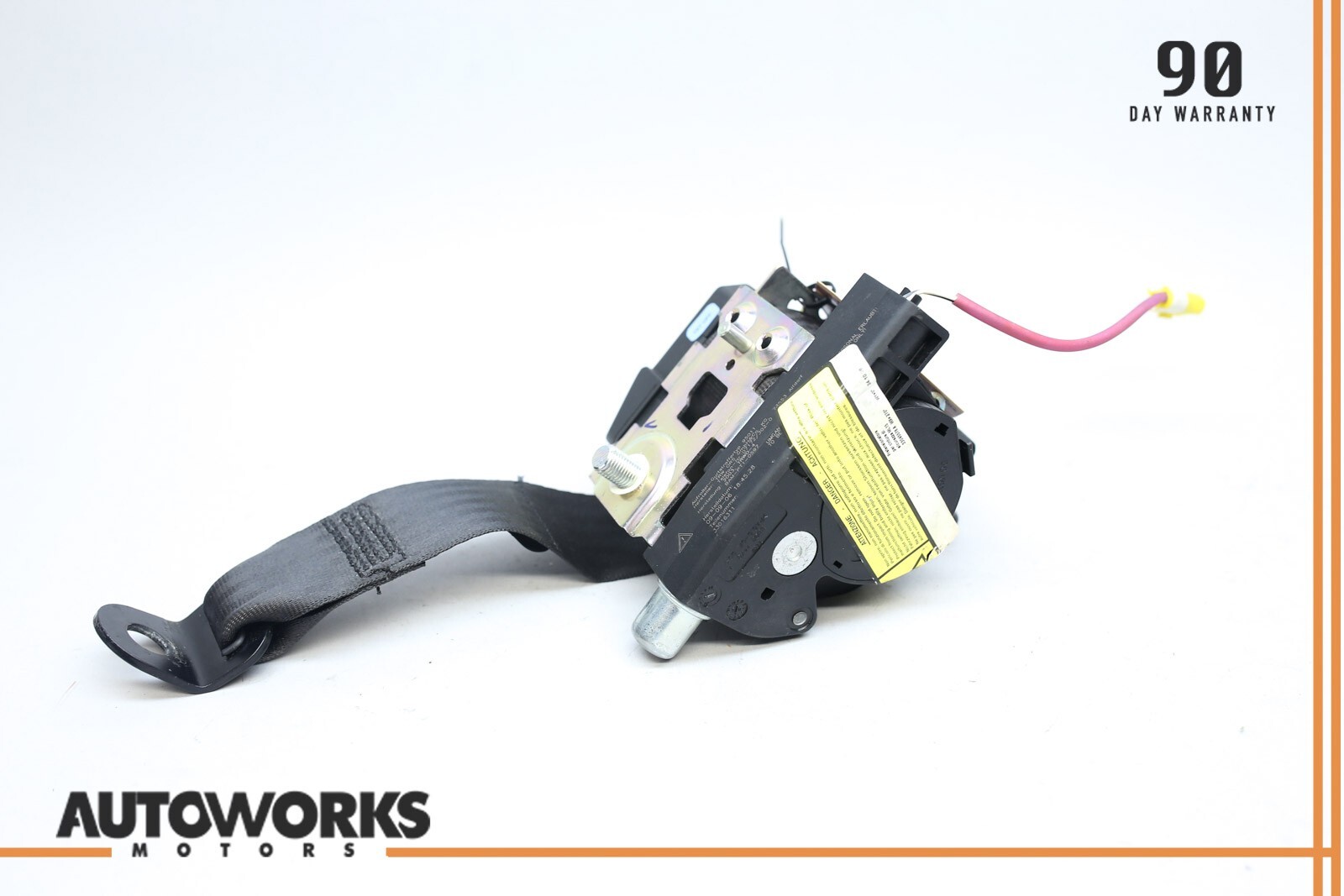 05-08 Maserati Quattroporte M139 Rear Left Driver Side Seatbelt 33045978 OEM