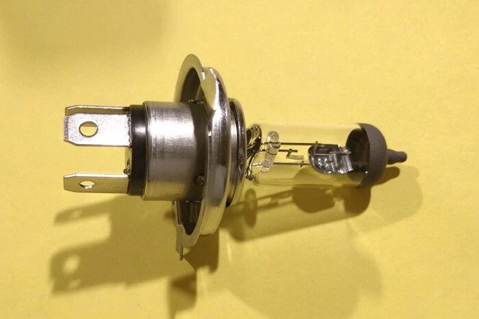 LAMPADINA HS1  ALOGENA 12V 35/35W PX46T DELLA OSRAM HS1PL 2 PEZZI - Immagine 2 di 4