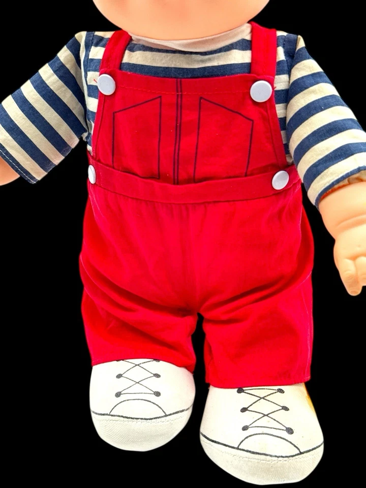 Muñeca de peluche de vinilo vintage 1981 Dennis the Menace 13" Ketcham con ropa Foto 3 de 4