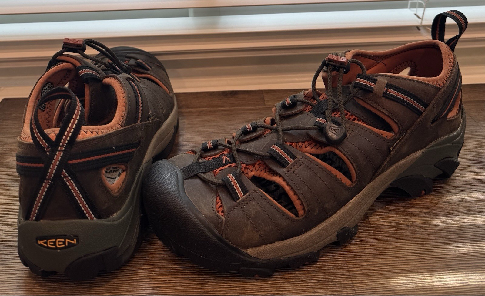 Sandali da trekking impermeabili Keen Nuovi con etichette