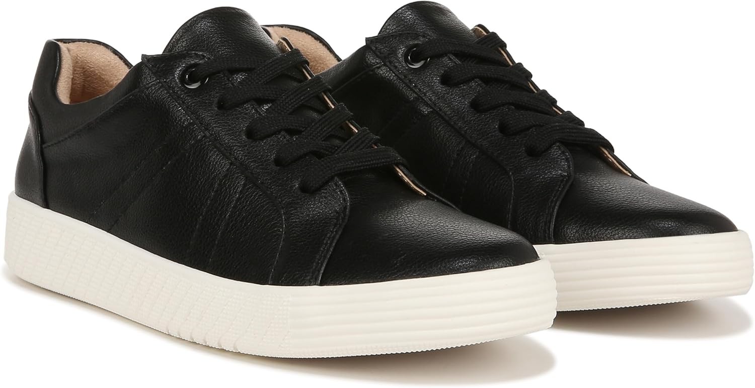 SOUL by Naturalizer Women's Neela Lace Up Sneaker