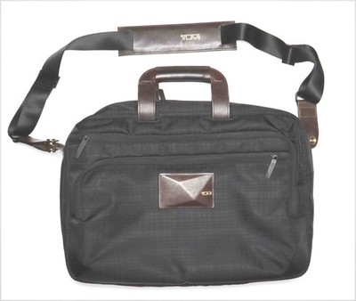 TUMI DROR Nylon Multi-pocket Softshell Breifcase Lightly Used Condition